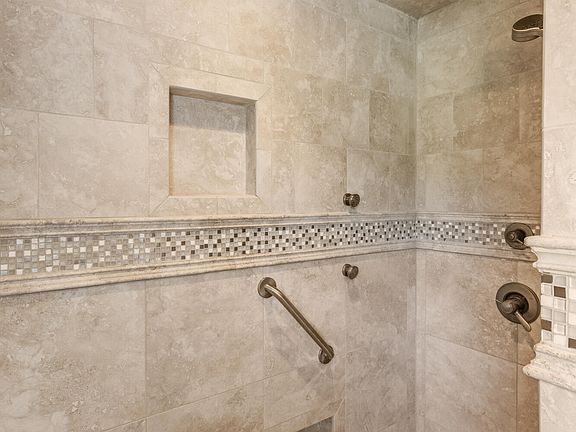 5th image of 1597 Back Berryton Rd