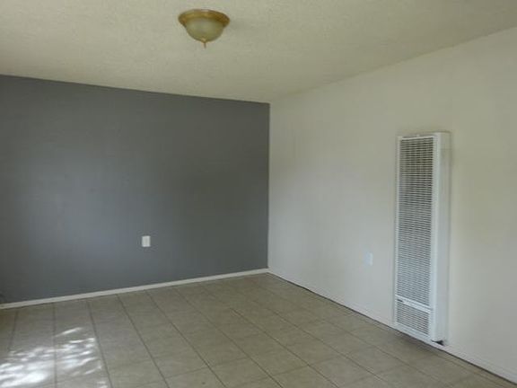 4th image of 434 S Buena Vista St APT 1