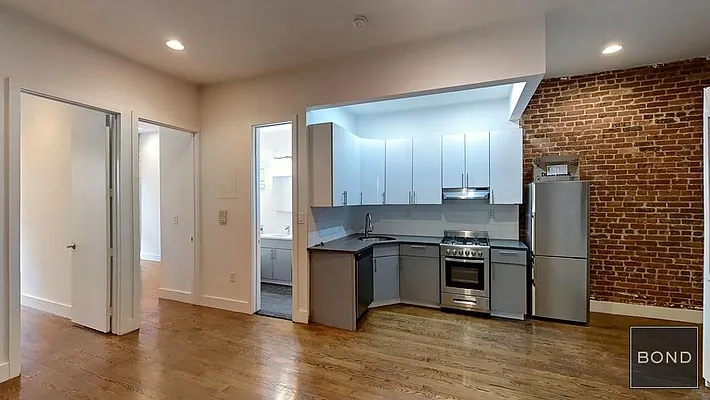 Rented by Bond New York | media 1