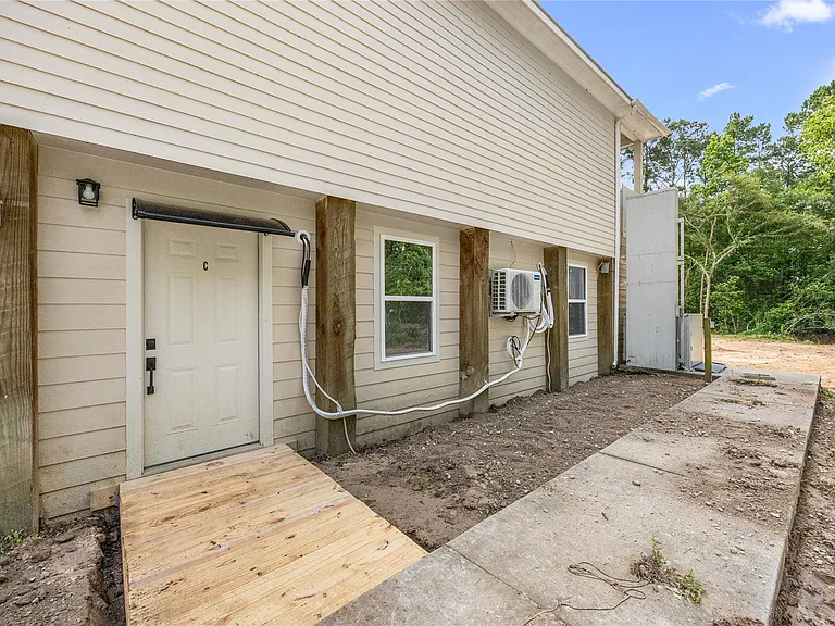 28096 Seven Sisters Rd #C — Photo 12