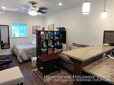 1621 Brown St #2 — Photo 11