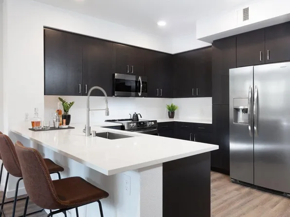 Revela, 200 Infinity Way #1323, Mountain View, CA 94043