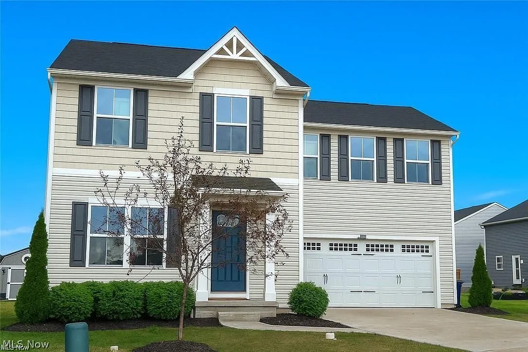 4 bed, 2.5 bath, 1680 sqft, $2,595 — Photo 1