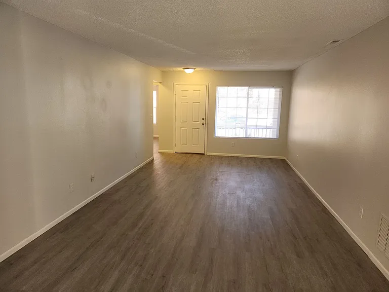 5641 Tomiche Dr — Photo 7