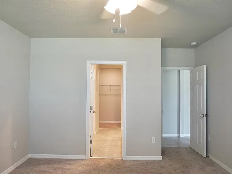 1218 Zambrana Ct — Photo 11