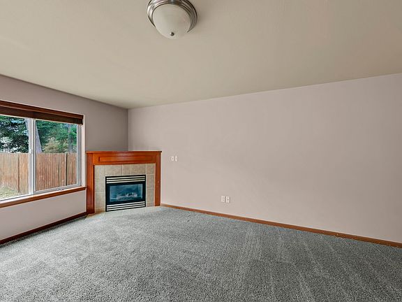 5th image of 620 NW Oxford Pl