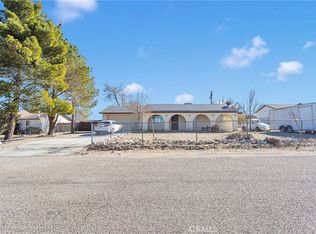 9983 Ladera Ave, Lucerne Valley, CA 92356