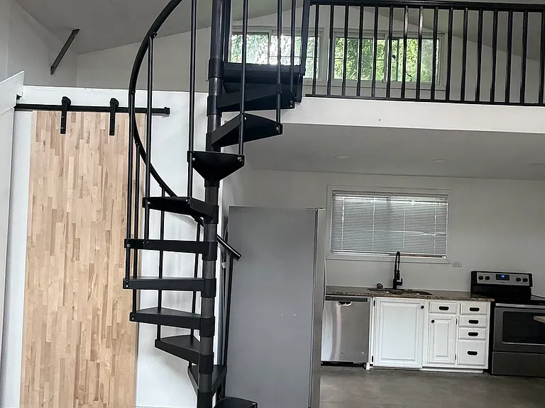 629 Neill Ave #B — Photo 6