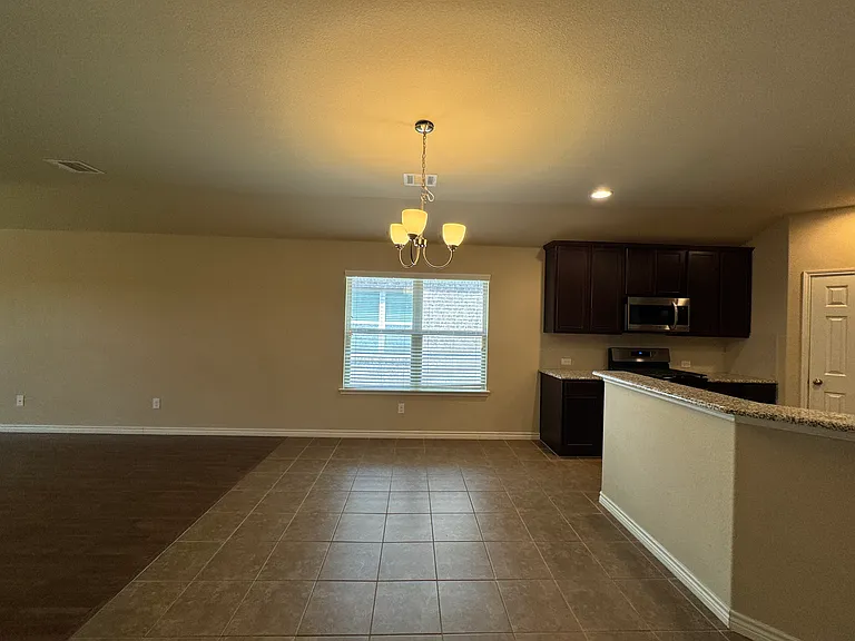 2108 Megan Creek Dr — Photo 6