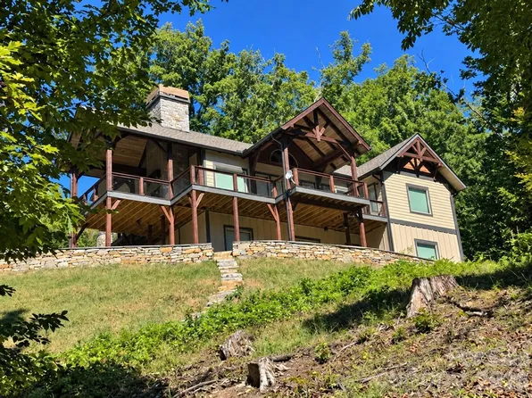 25 Finlaystone Trce, Waynesville, NC 28786