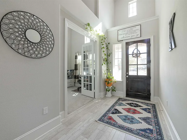 17821 Limestone Spring Ln — Photo 8