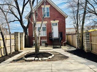 223 N Sacramento Blvd, Chicago, IL 60612