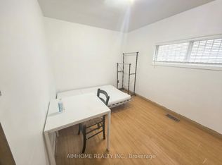 137A Markham St, Toronto, ON M6J2G4