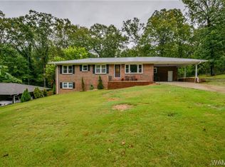 1900 Eagle Lake St, Northport, AL 35473