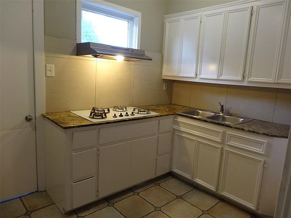 2nd image of 5011 Lindsay St APT 1