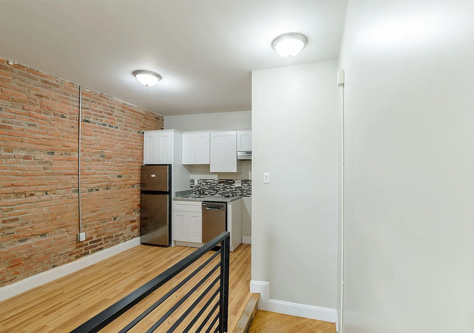 1126 E Passyunk Ave — Photo 1