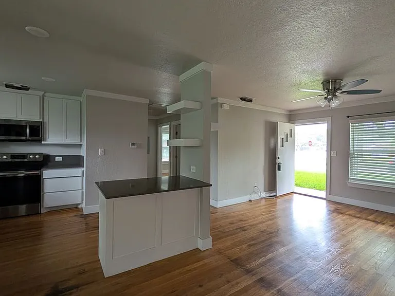 106 Woodland Ave — Photo 9