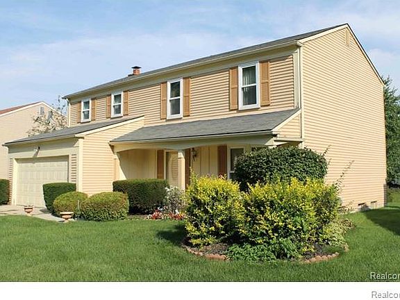 2nd image of 34650 Bunker Hill Dr