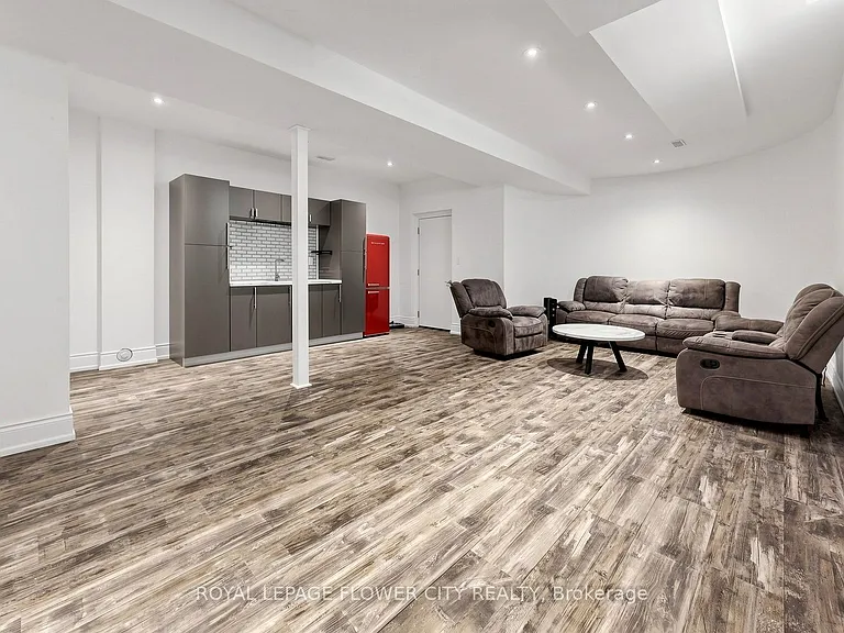 12 Paradise Valley Trl — Photo 3
