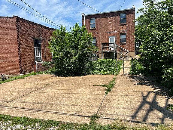 2nd image of 5912 Arsenal St #B