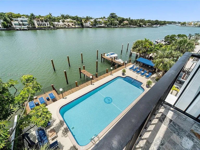 5640 Collins Ave #4D — Photo 22