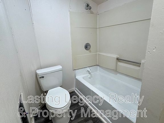 5th image of 1325 Gholson Ave