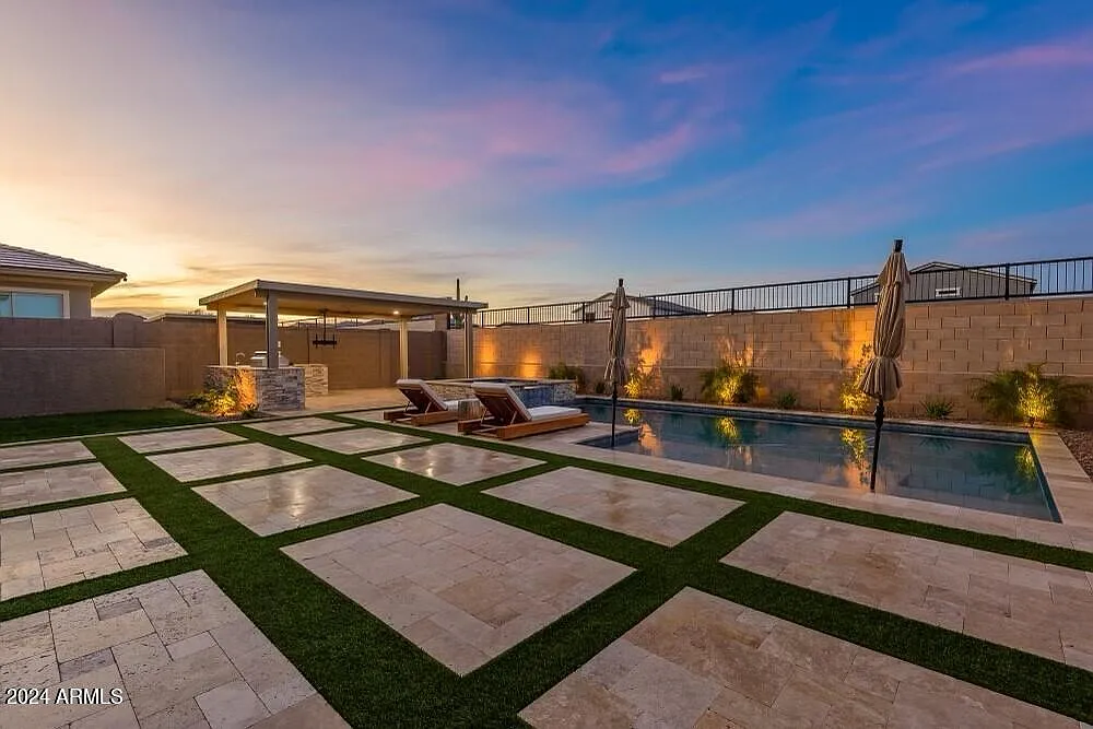 4 bed, 3.5 bath, 2615 sqft, $4,595 — Photo 2