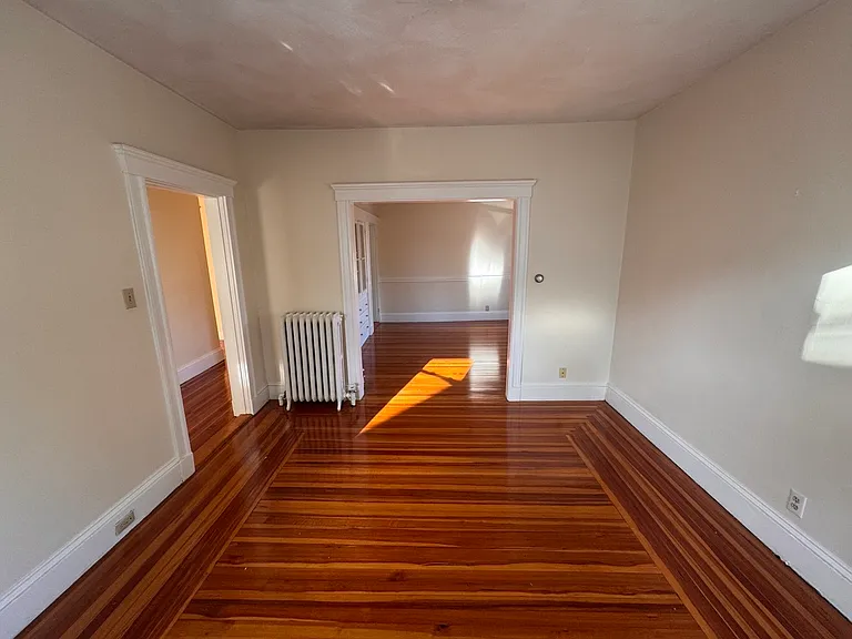 44 Wilson Ave — Photo 12