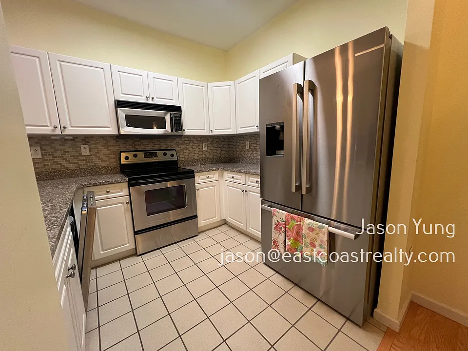 1 Cityview Ln #108