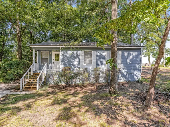 5910 Honeysuckle Cir, Pinson, AL 35126