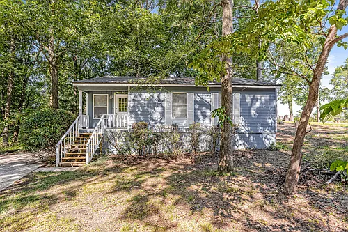 5910 Honeysuckle Cir Photo 1