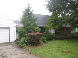 3377 Edison St NW, Uniontown, OH 44685
