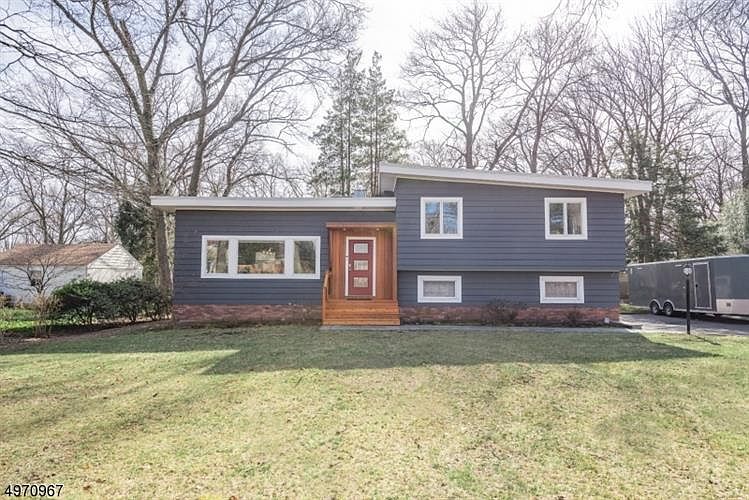 1st image of 69 Princeton Ave