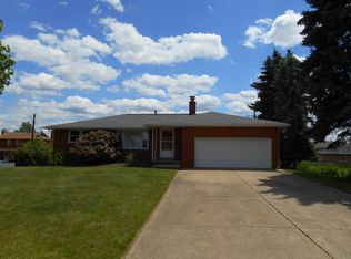 1425 Stadium Overlook Dr NW, Canton, OH 44708