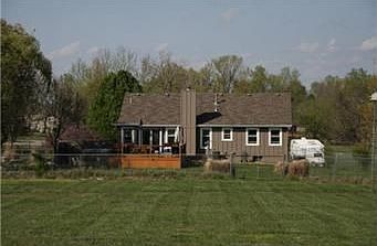 2nd image of 25411 Lone Pine Dr