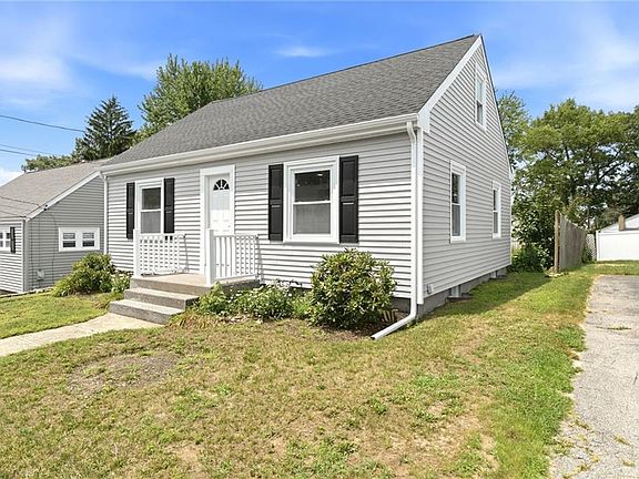 3rd image of 27 Norman St