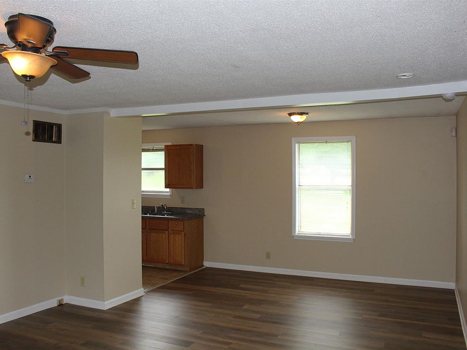 1st image of 801 Knox Ln