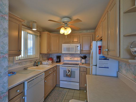 3rd image of 3510 S Ocean Shore Blvd APT 101