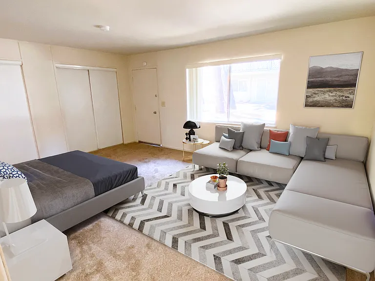 Bascom Holiday Apartments — Photo 27