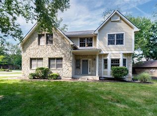 9375 Ambershire Dr, Dayton, OH 45458
