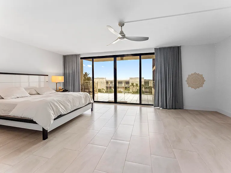 2155 S Ocean Blvd #11 — Photo 16
