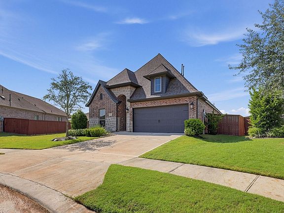 2nd image of 5123 Morrison Dr