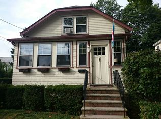 38 Newfield St, West Roxbury, MA 02132