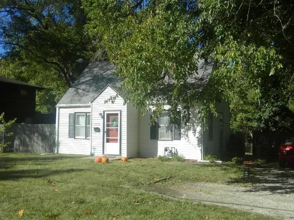 2912 SW 17th St, Topeka, KS 66604