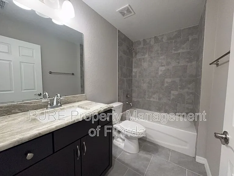 6577 SW 140th Place Rd #2 — Photo 14