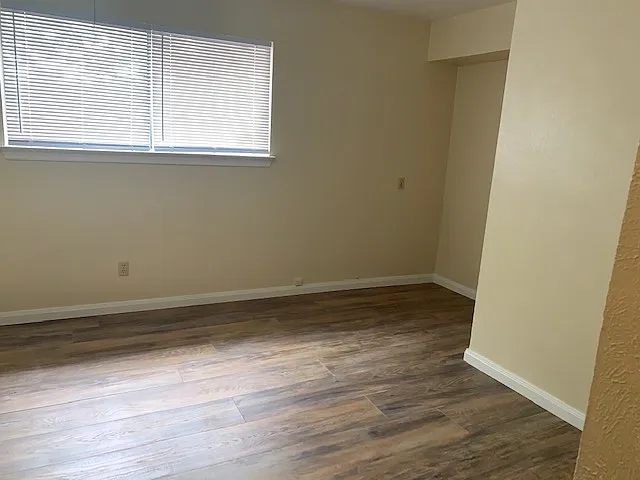 1221 Willow Wood Ct — Photo 21