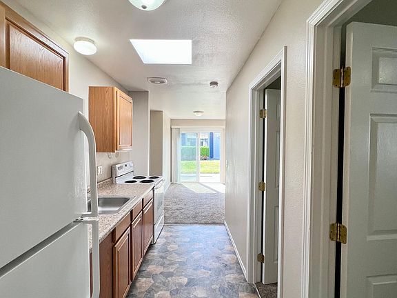 5th image of 240 E Whidbey Ave APT F4