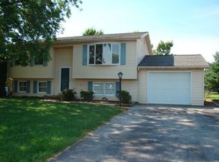 4435 Sherwood Dr, Dover, PA 17315