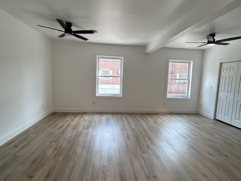 1231 Merchant St #2 — Photo 3