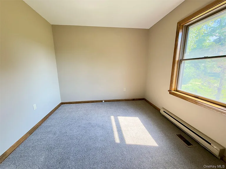 709 Bloomingburg Rd — Photo 10